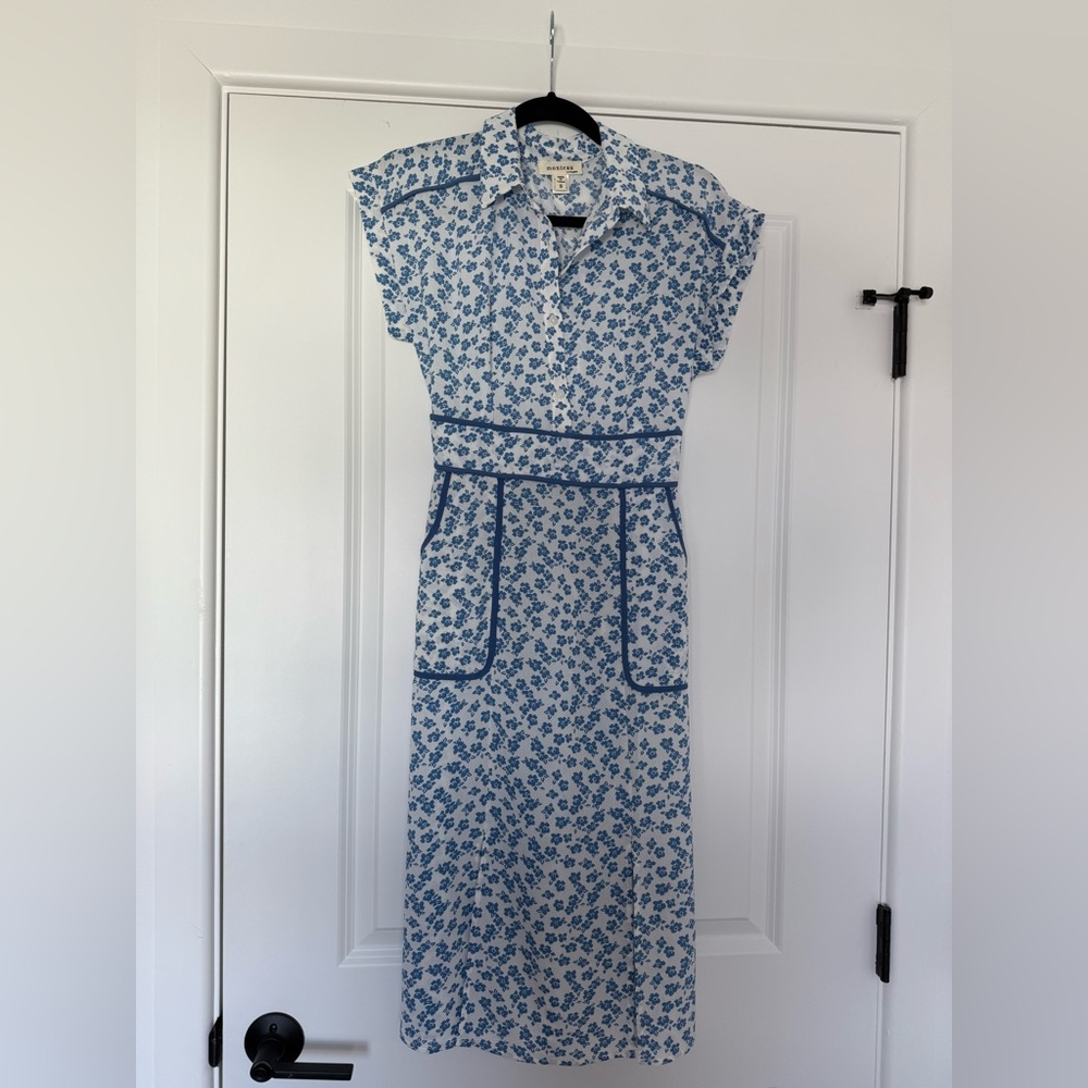 Monteau Blue Floral Midi Dress